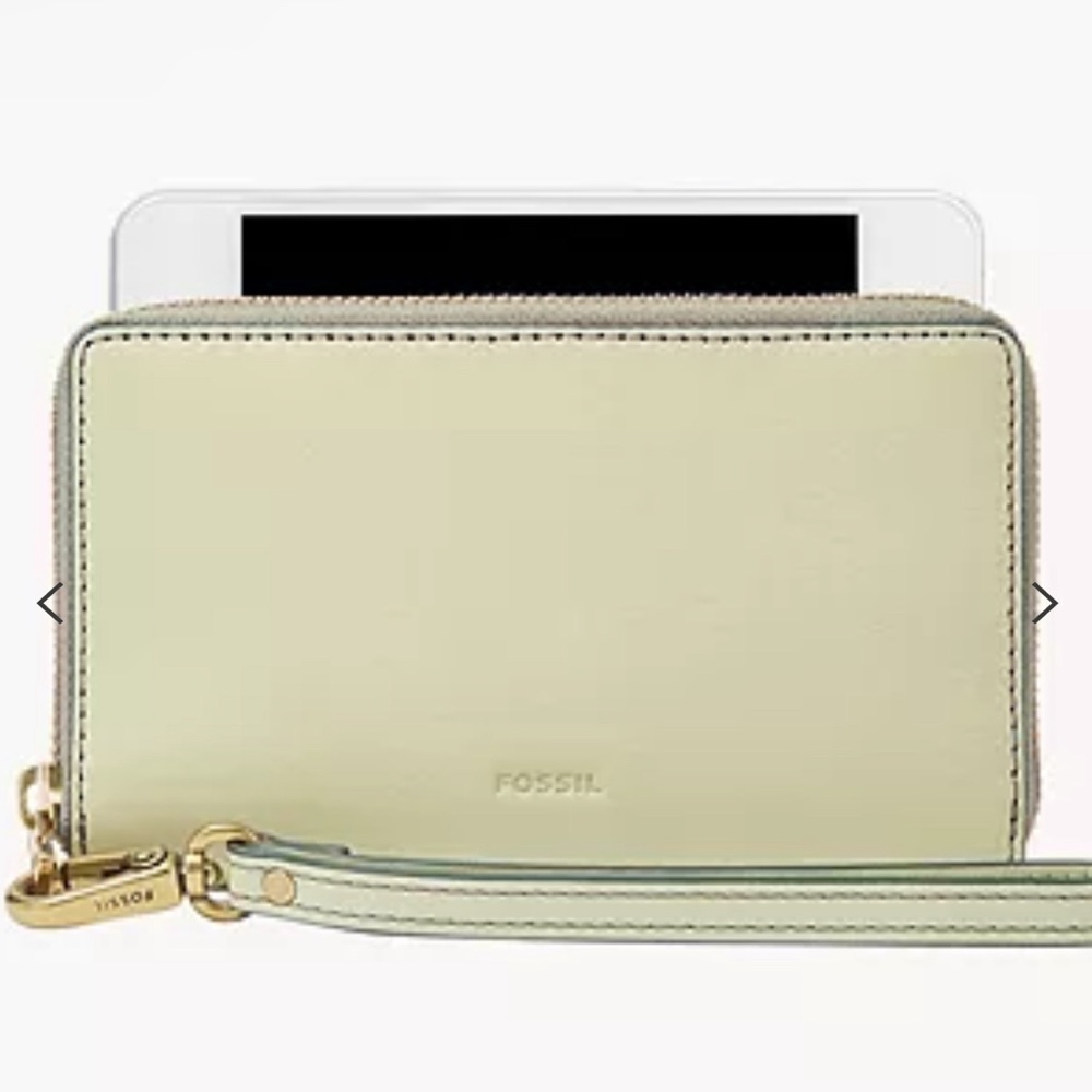 Fossil Wristlet